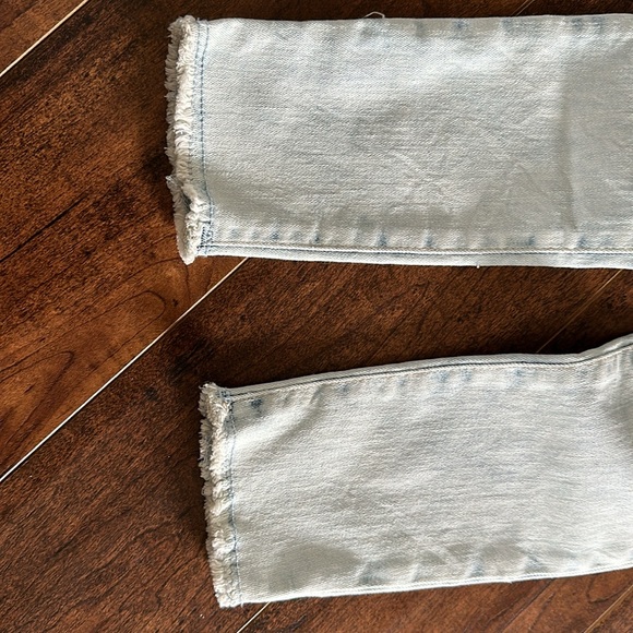 2 pairs Baby gap/ gap factory distressed light wash jegging ankle 5 (toddler) - Picture 10 of 12